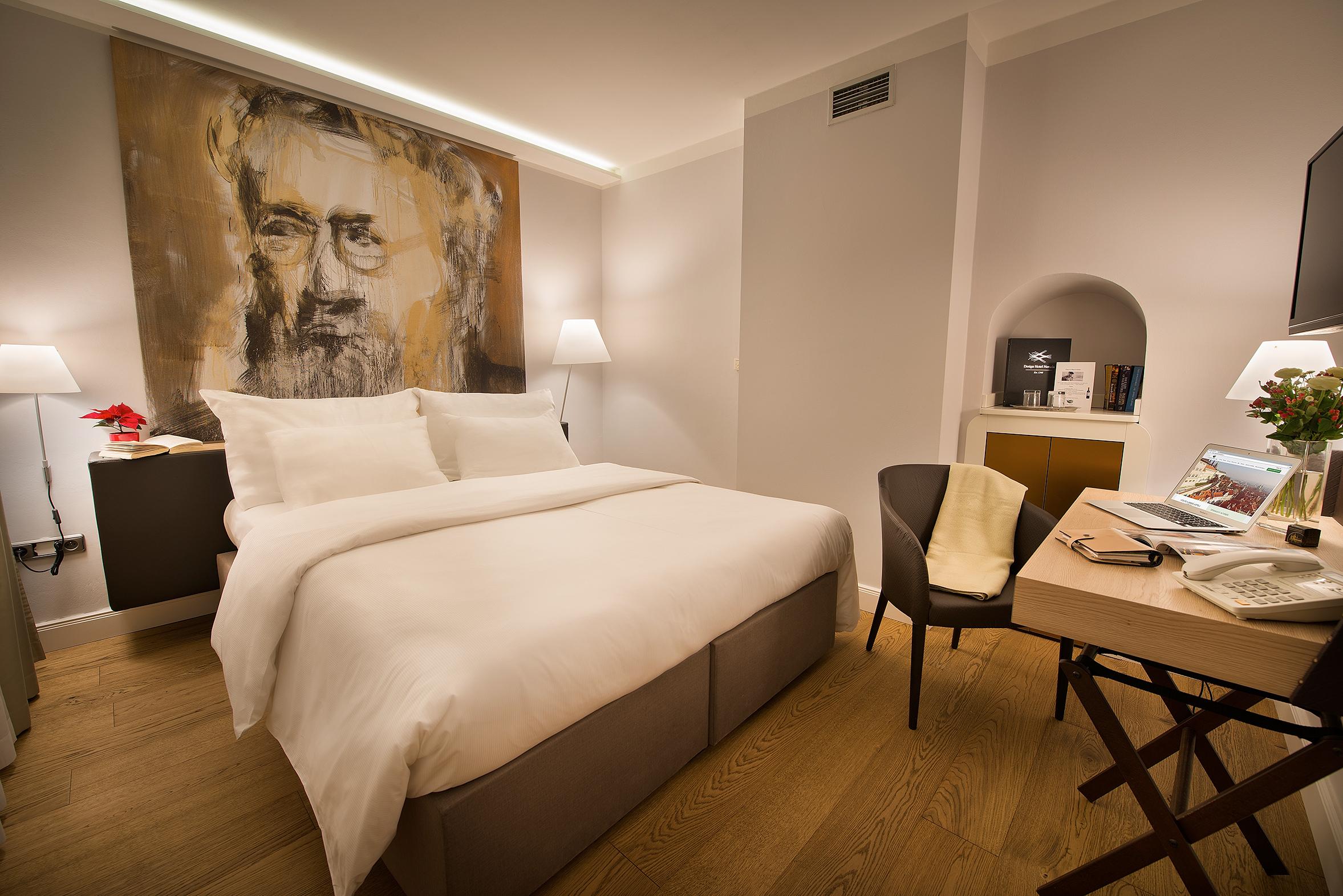 Design Hotel Neruda Прага Екстериор снимка